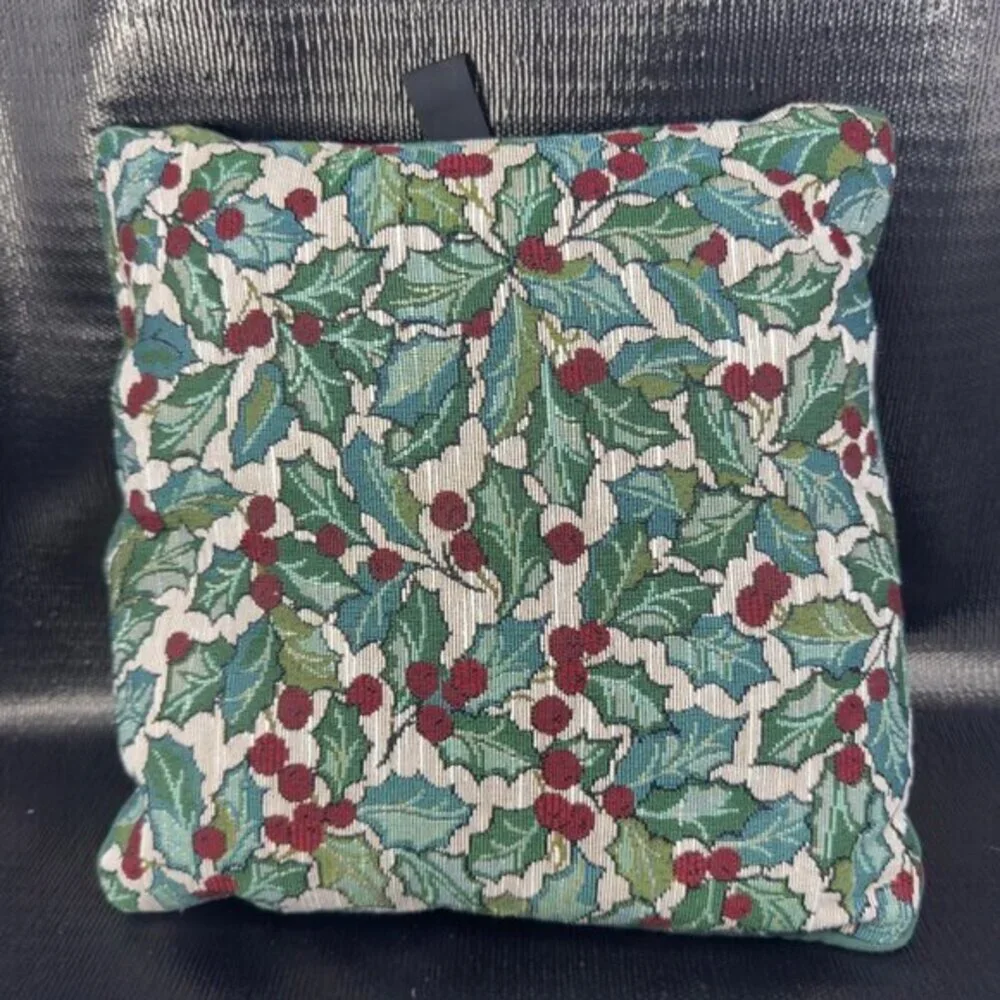 Reed Throw‎ Pillow Victorian Sleigh Family Winter Scene Christmas 12 By 11 Wide